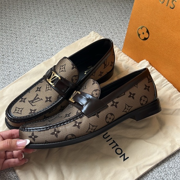 BRAND NEW NEVER WORN LV LOAFERS - Picture 8 of 14